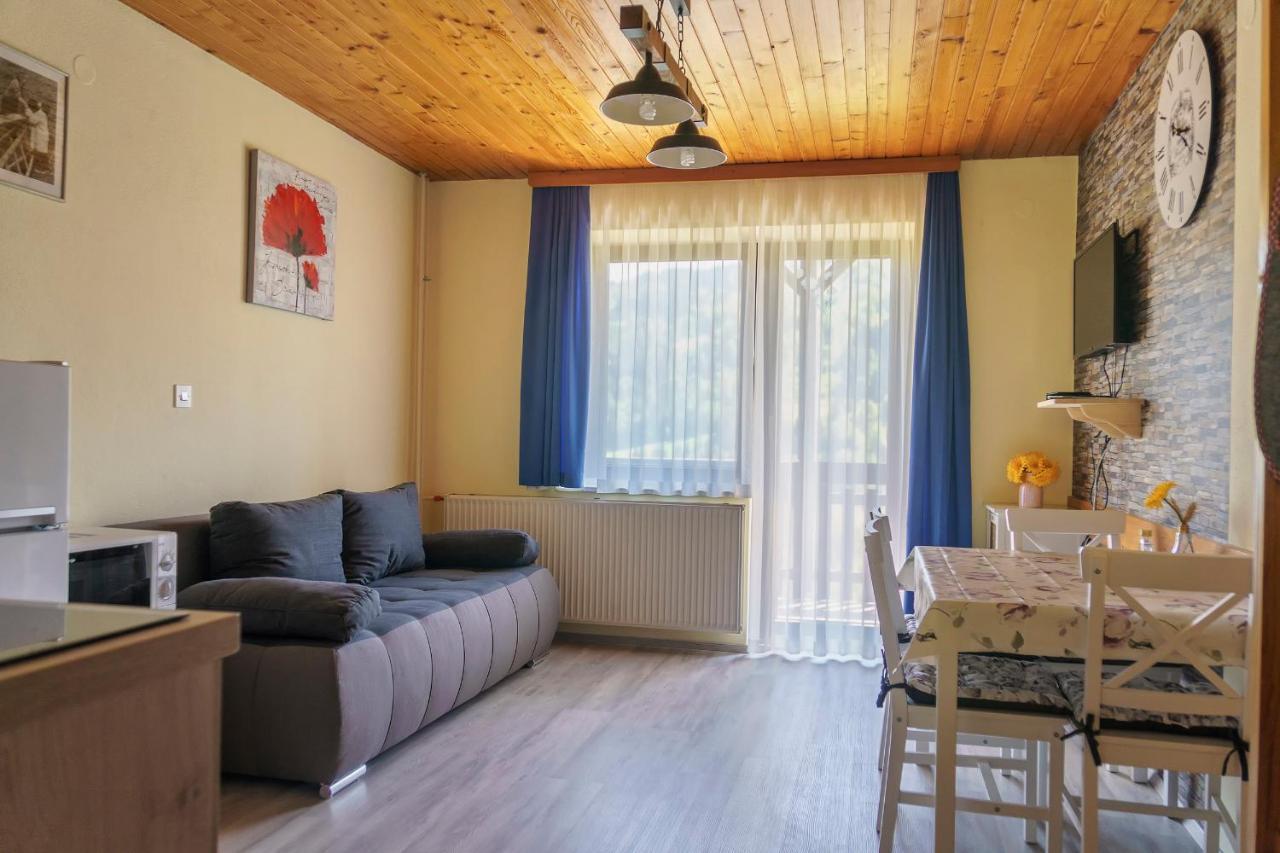 Apartments Zakrasnik Škofja Loka Eksteriør bilde