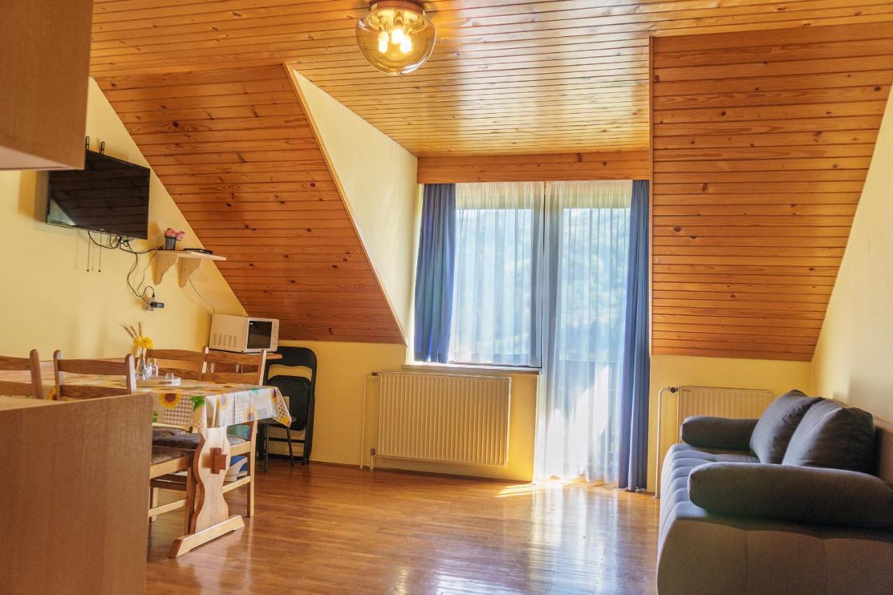 Apartments Zakrasnik Škofja Loka Eksteriør bilde