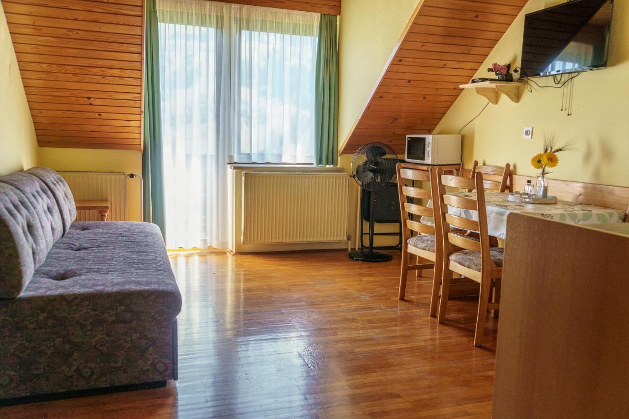 Apartments Zakrasnik Škofja Loka Eksteriør bilde