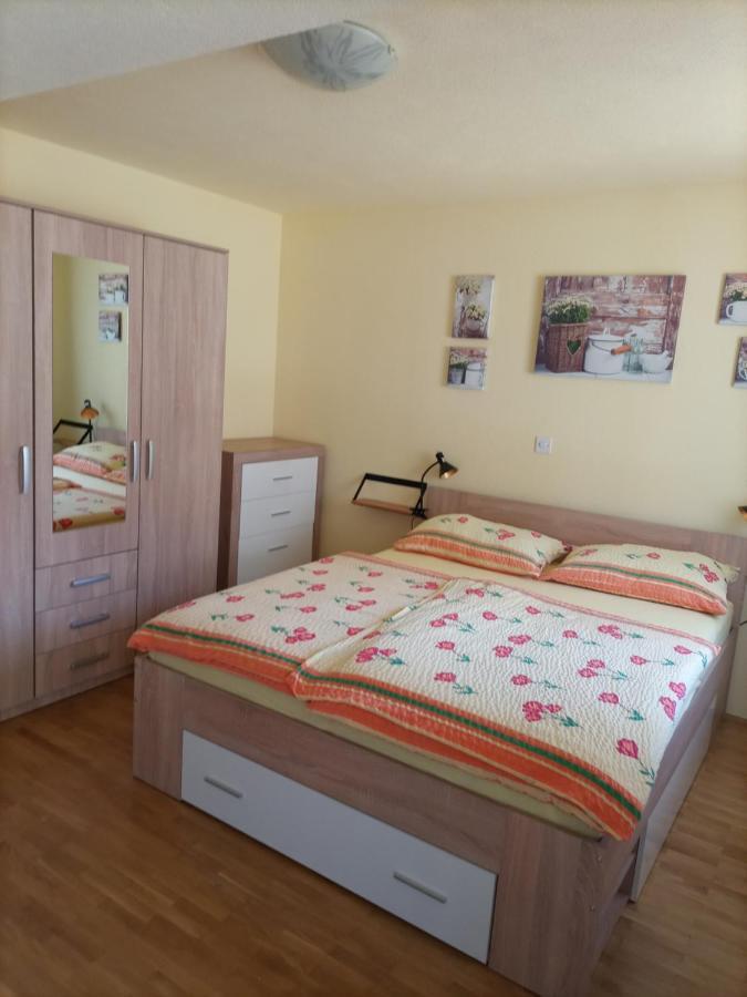 Apartments Zakrasnik Škofja Loka Eksteriør bilde