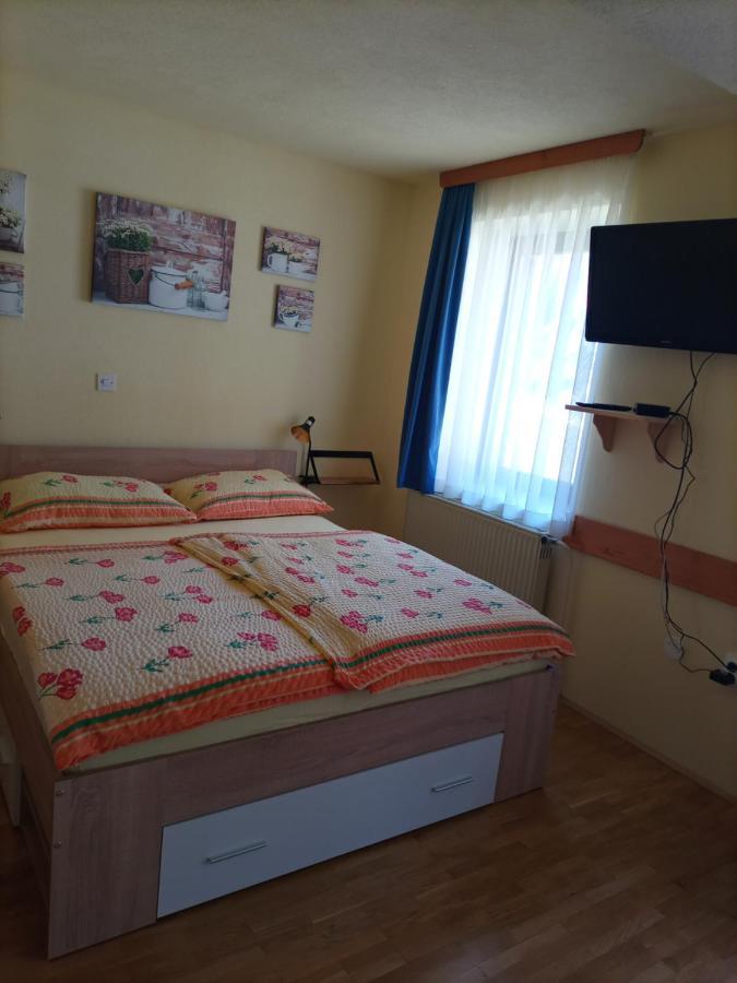 Apartments Zakrasnik Škofja Loka Eksteriør bilde