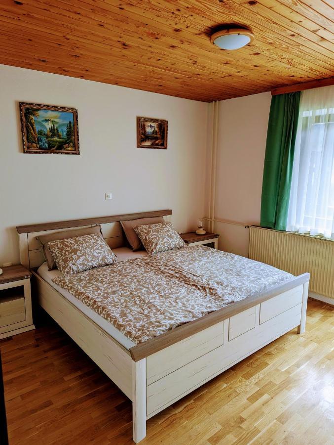 Apartments Zakrasnik Škofja Loka Eksteriør bilde