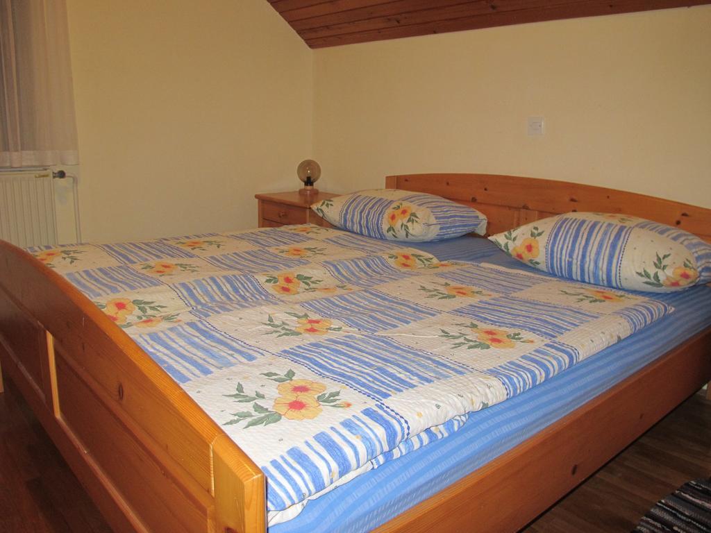 Apartments Zakrasnik Škofja Loka Rom bilde